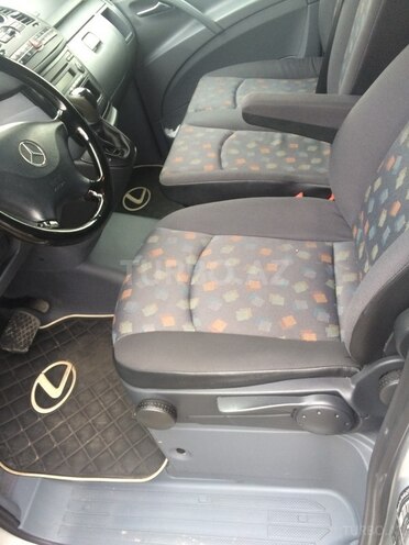 Mercedes Vito 115 2010, 179,000 km - 2.2 л - Bakı