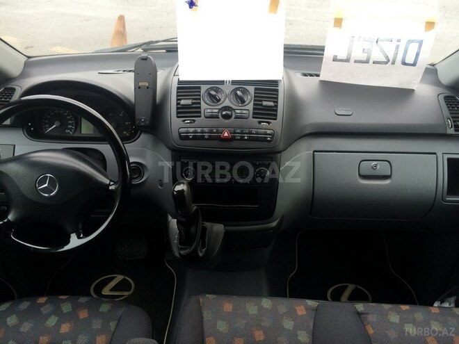 Mercedes Vito 115 2010, 179,000 km - 2.2 л - Bakı