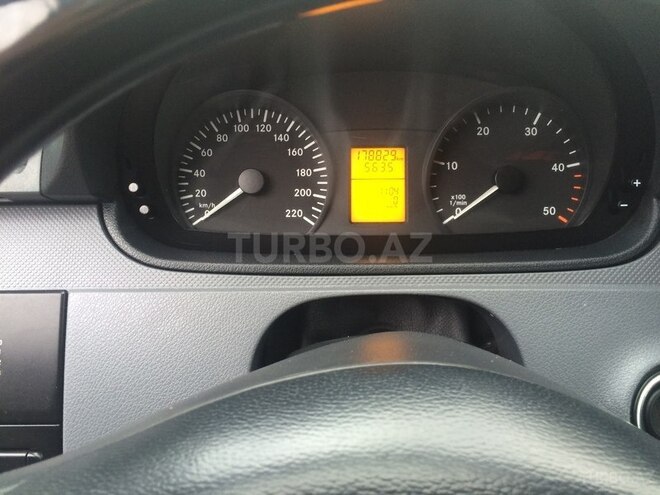 Mercedes Vito 115 2010, 179,000 km - 2.2 л - Bakı