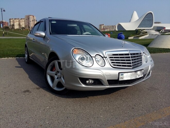 Mercedes E 220 2004, 261,000 km - 2.2 l - Bakı