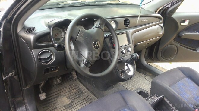Mitsubishi Airtrek 2003, 229,256 km - 2.0 l - Bakı
