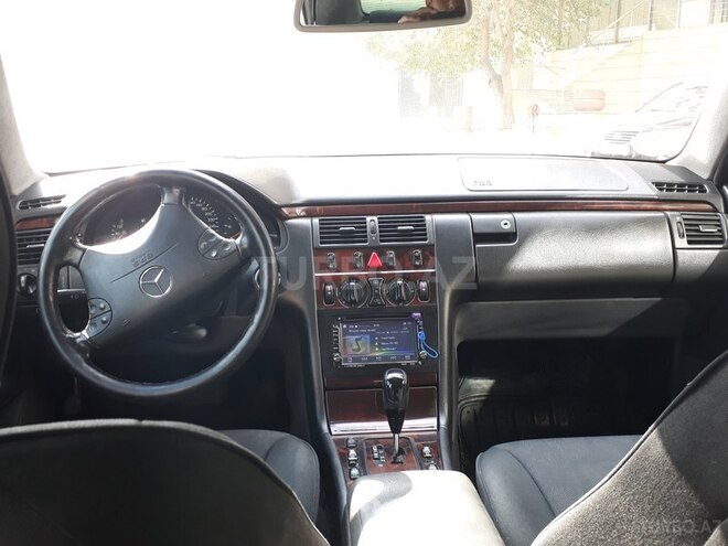 Mercedes E 220 2000, 324,503 km - 2.2 l - Bakı