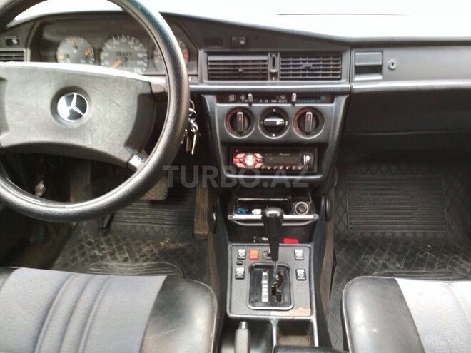 Mercedes 190 1992, 304,270 km - 2.0 л - Xırdalan