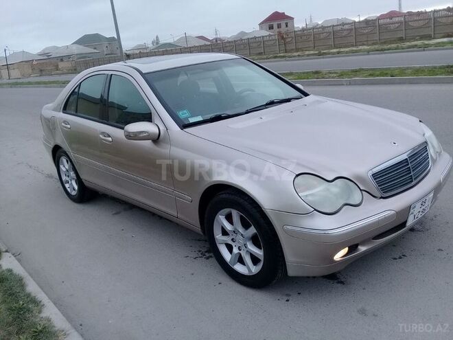 Mercedes C 240 2001, 238,000 km - 2.6 l - Sumqayıt