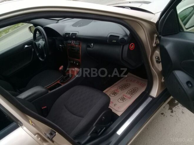 Mercedes C 240 2001, 238,000 km - 2.6 l - Sumqayıt