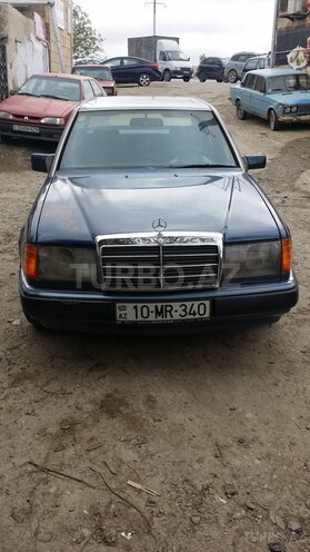 Mercedes E 200 1990, 242,000 km - 2.0 л - Bakı