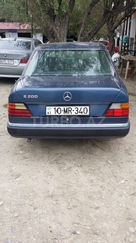 Mercedes E 200 1990, 242,000 km - 2.0 л - Bakı