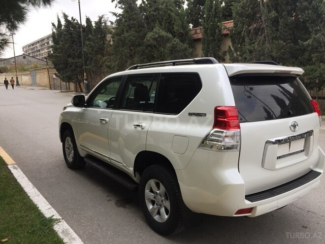 Toyota Prado 2011, 77,000 km - 2.7 l - Bakı