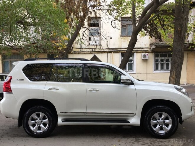Toyota Prado 2011, 128,000 km - 2.7 l - Bakı