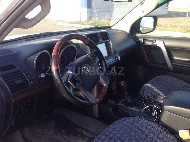 Toyota Prado 2012, 830,000 km - 2.7 л - Gəncə