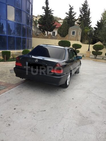 Mercedes C 200 1997, 260,000 km - 2.0 l - Bakı
