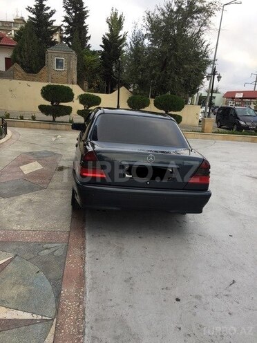 Mercedes C 200 1997, 260,000 km - 2.0 l - Bakı