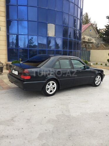 Mercedes C 200 1997, 260,000 km - 2.0 l - Bakı