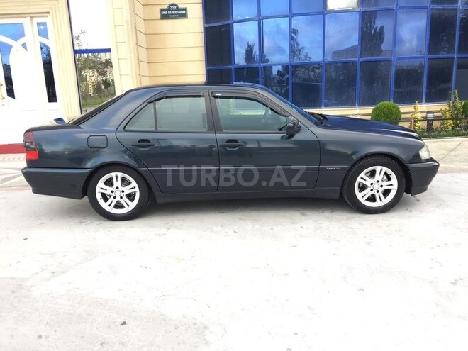 Mercedes C 200 1997, 260,000 km - 2.0 l - Bakı