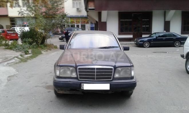 Mercedes E 200 1991, 498,000 km - 2.0 l - Bakı