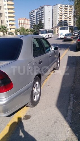 Mercedes C 220 2000, 345,600 km - 2.2 л - Bakı