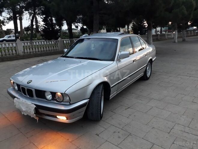 BMW 520 1989, 360,000 km - 2.0 l - Bakı