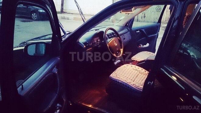 Mercedes ML 320 2002, 142,200 km - 3.2 l - Sabirabad