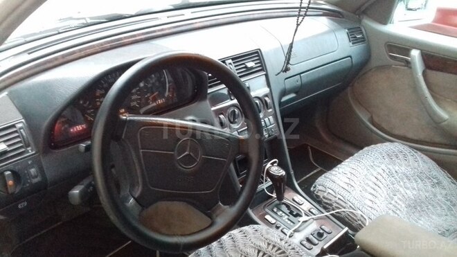 Mercedes C 220 1997, 448,000 km - 2.2 l - Bakı