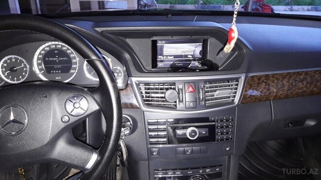 Mercedes E 200 2010, 211,000 km - 2.2 l - Naxçıvan