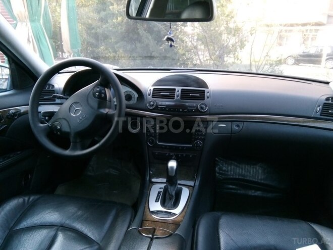 Mercedes E 320 2004, 162,000 km - 3.2 l - Bakı