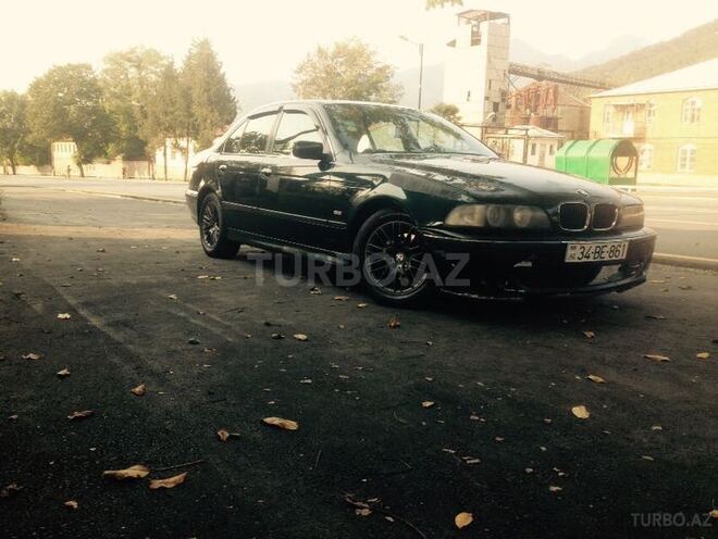 BMW 528 1997, 280,000 km - 2.8 l - Qax