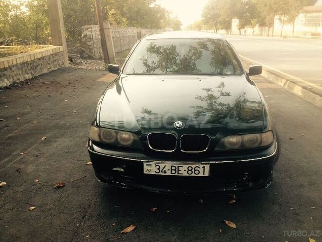 BMW 528 1997, 280,000 km - 2.8 l - Qax