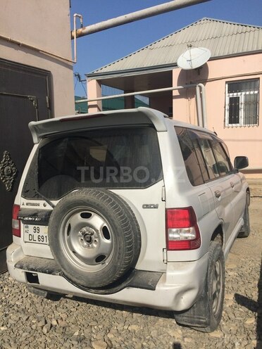 Mitsubishi Pajero io 2001, 228,000 km - 2.0 l - Bakı