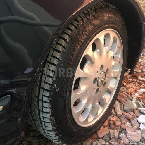 Mercedes E 270 2000, 285,679 km - 2.7 l - Bakı