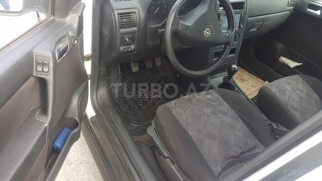 Opel Astra 2000, 400,000 km - 1.6 l - Bakı