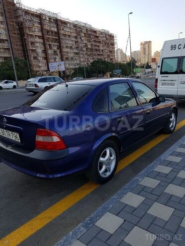 Opel Vectra 1997, 315,000 km - 1.6 л - Bakı