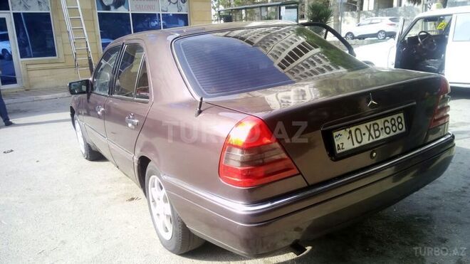 Mercedes C 180 1993, 230,000 km - 1.8 l - Bakı