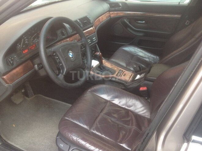 BMW 520 1997, 300,000 km - 0.2 l - Bakı