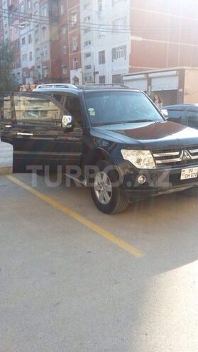 Mitsubishi Pajero 2008, 148,000 km - 3.0 l - Bakı
