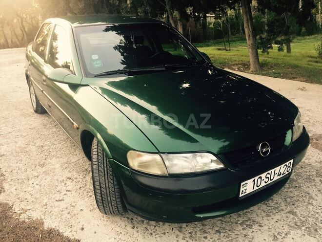 Opel Vectra 1996, 284,000 km - 1.6 l - Bakı