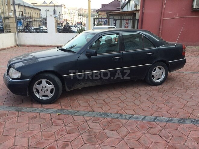 Mercedes C 200 1995, 375,000 km - 2.0 л - Bakı