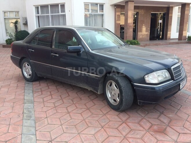 Mercedes C 200 1995, 375,000 km - 2.0 л - Bakı