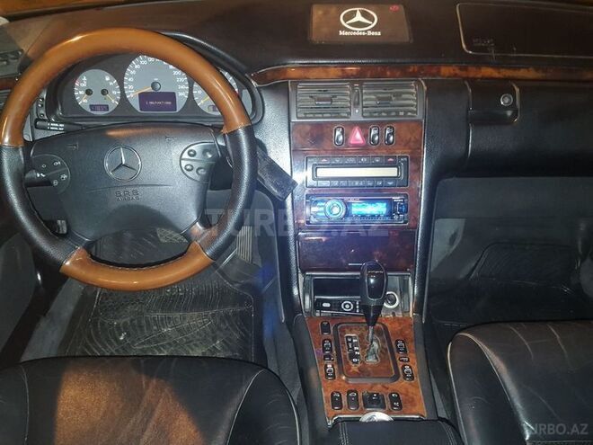 Mercedes E 320 2002, 221,679 km - 3.2 l - Bakı