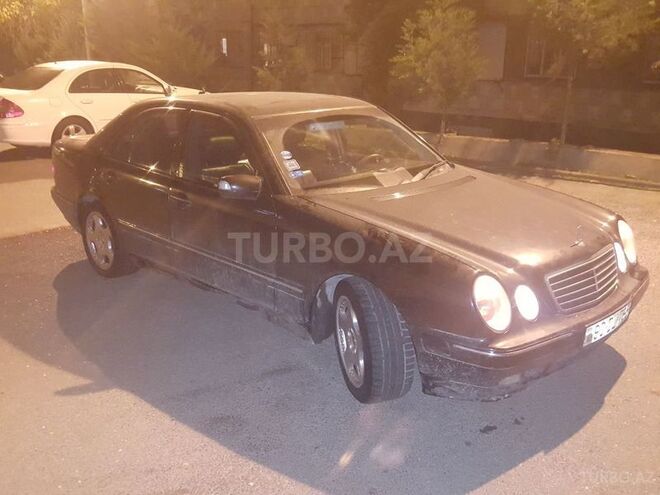 Mercedes E 320 2002, 221,679 km - 3.2 l - Bakı