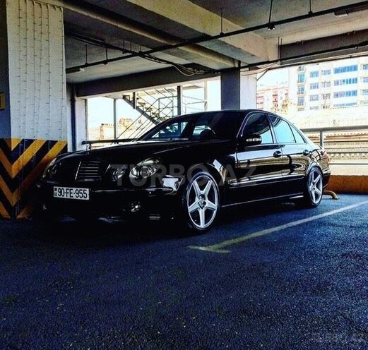 Mercedes E 320 2003, 250,000 km - 3.2 л - Bakı
