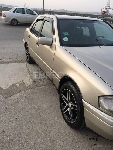 Mercedes C 180 1994, 321,232 km - 1.8 л - Bakı