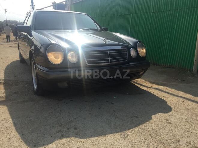 Mercedes E 230 1996, 400,000 km - 2.3 л - Bakı