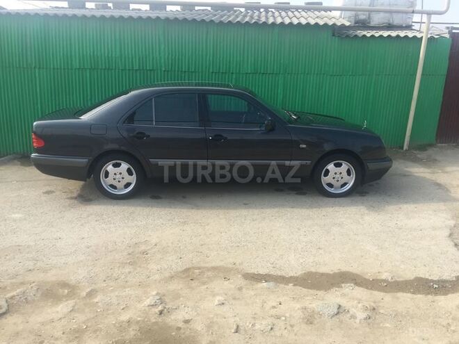 Mercedes E 230 1996, 400,000 km - 2.3 л - Bakı
