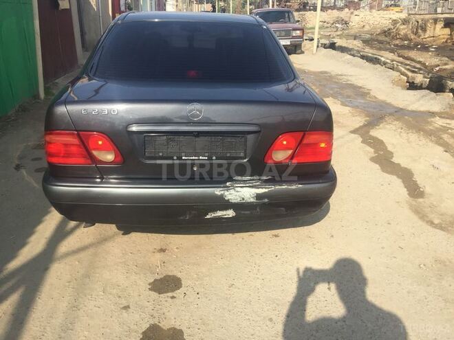 Mercedes E 230 1996, 400,000 km - 2.3 л - Bakı