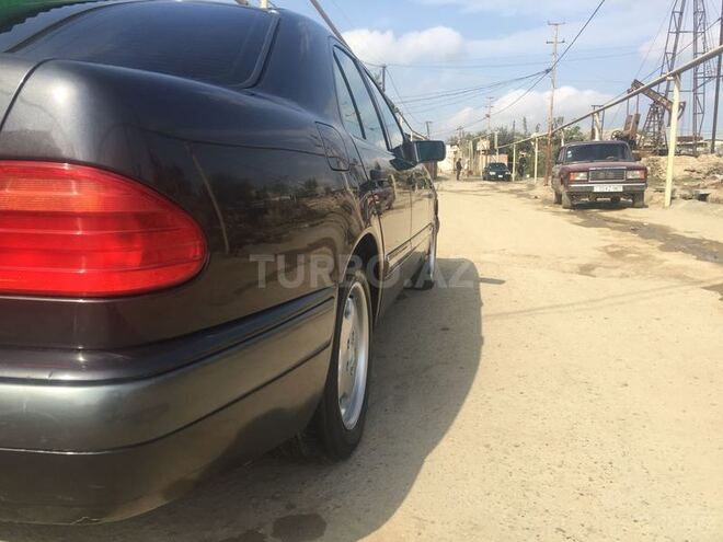 Mercedes E 230 1996, 400,000 km - 2.3 л - Bakı