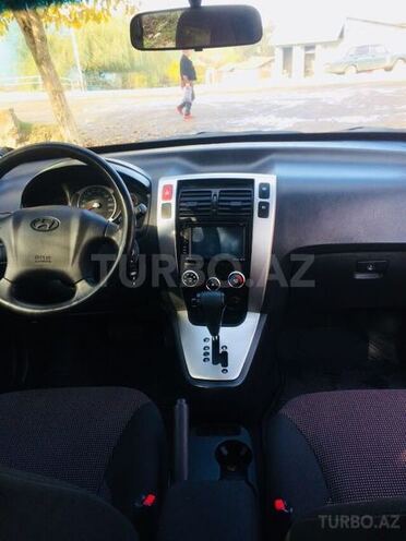 Hyundai Tucson 2008, 11,600 km - 0.2 л - Qusar