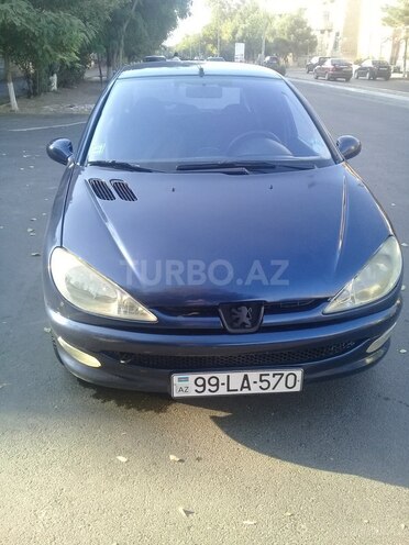 Peugeot 206 2003, 320,000 km - 1.4 l - Sumqayıt