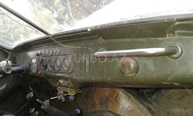 UAZ 469 1980, 100,000 km - 0.3 l - Lerik