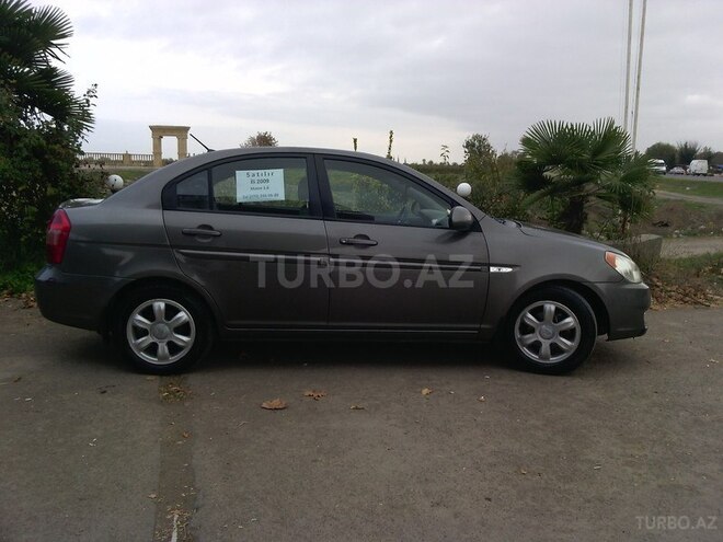 Hyundai Accent 2009, 184,000 km - 1.6 l - Tovuz