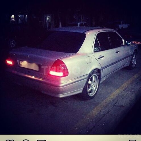 Mercedes C 240 1998, 335,000 km - 2.4 l - Ağcabədi